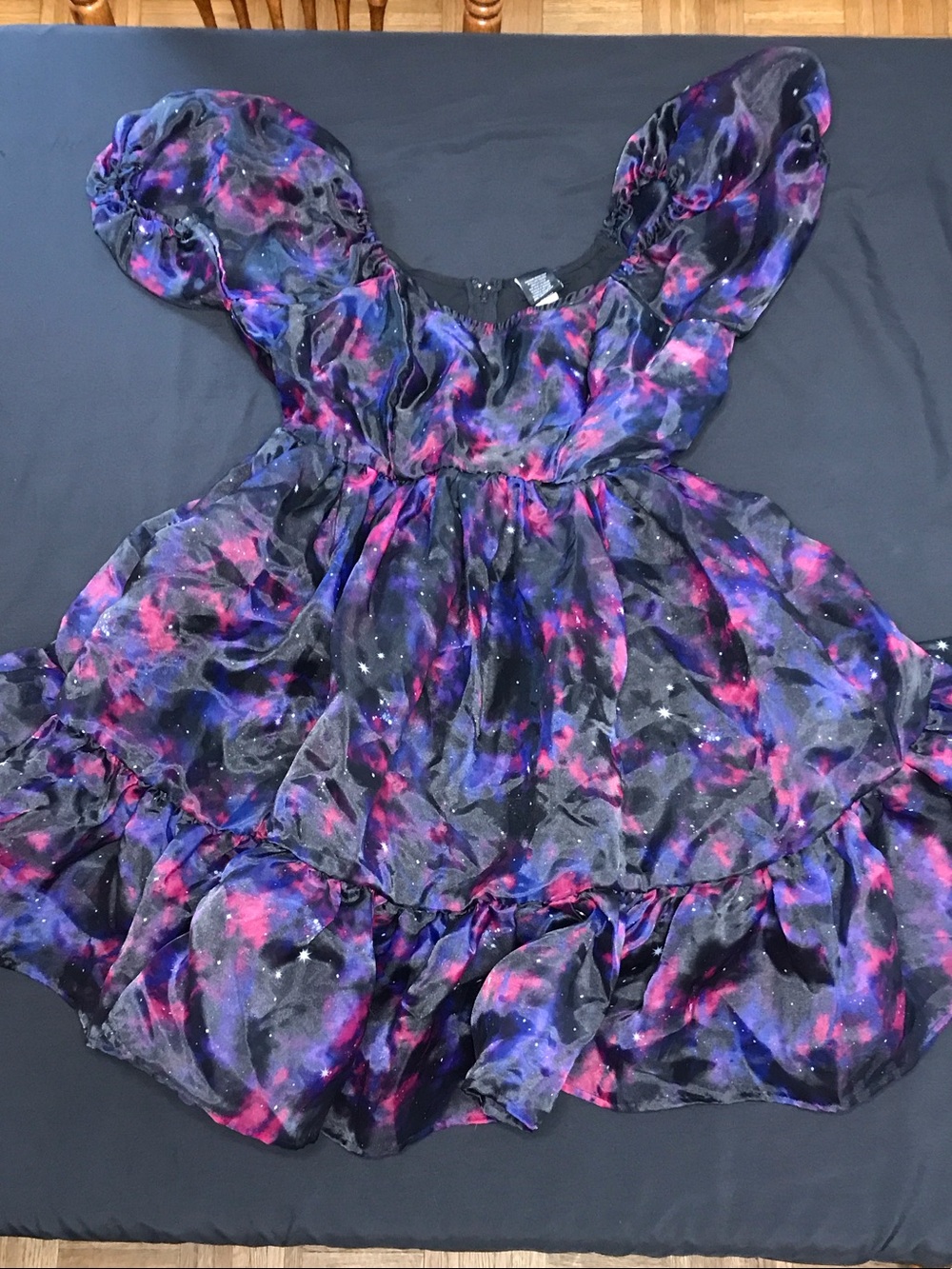 Cosmic Aura Galaxy Tiered Organza Dress Hot Topic, Size Medium